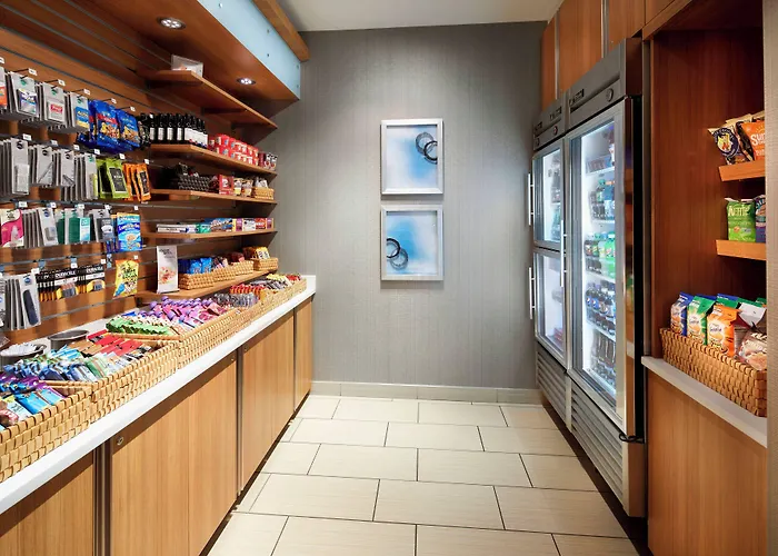 Springhill By Marriott Bakery Square 3*
